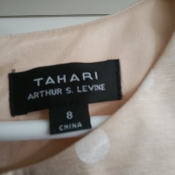 Dress Beautiful only worn once Size 8 Tahari - Picture 3 of 5